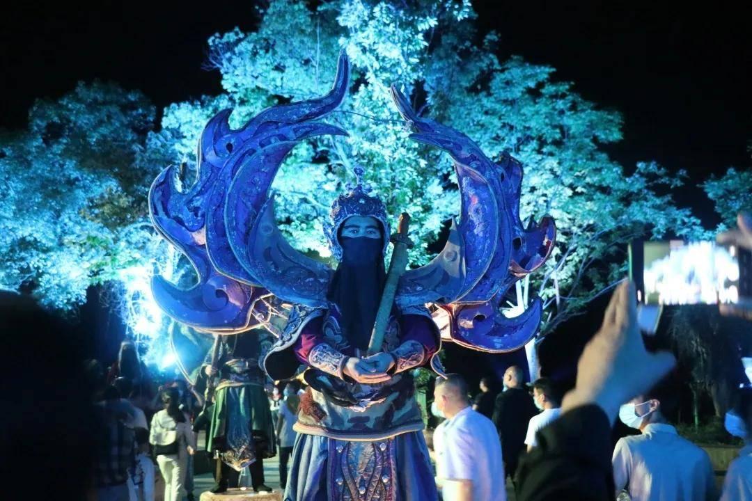 不需要考后审核的地区是不是就可以直接拿证？